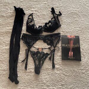 Honey Birdette Black Hearts Full Set